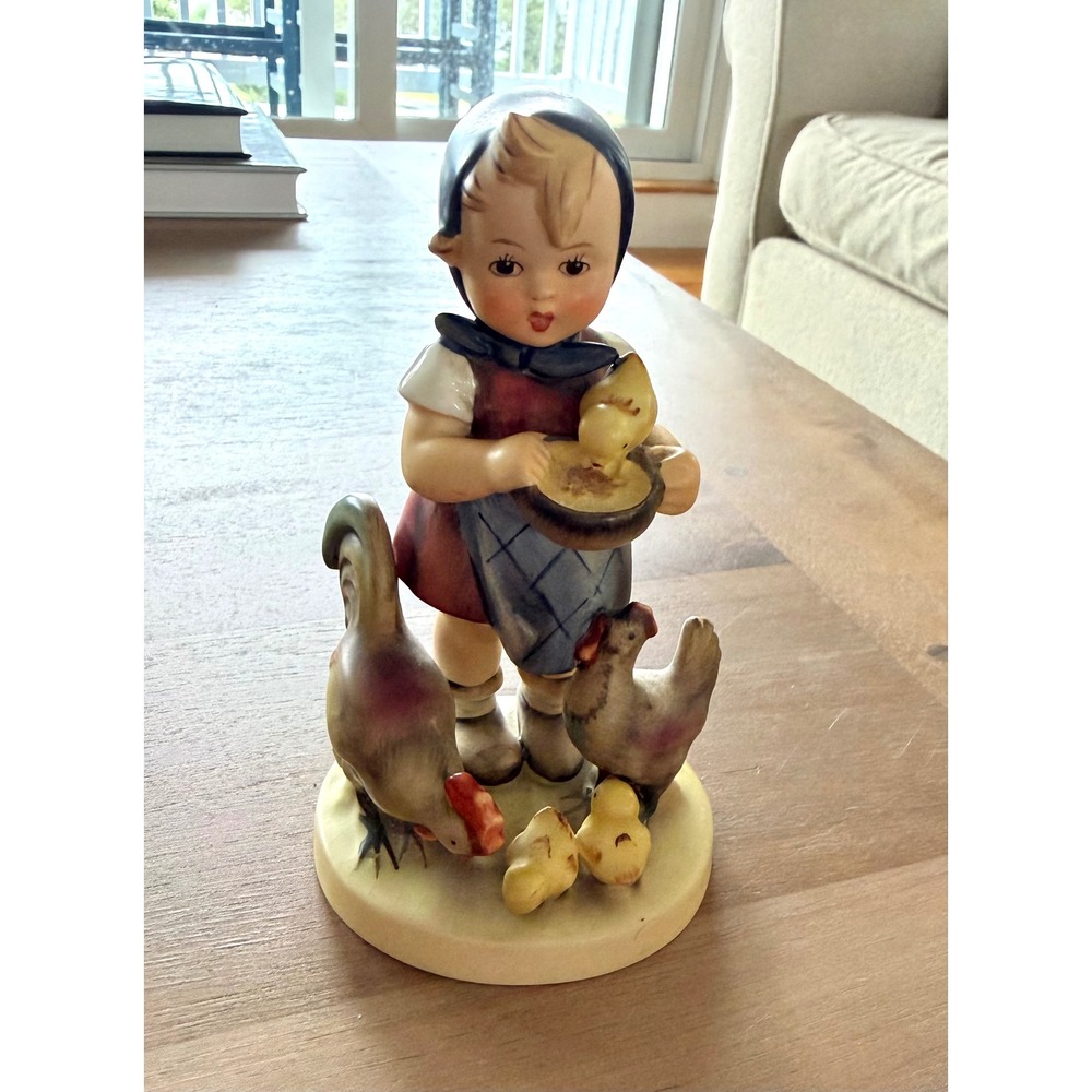 Hummel Goebel "Feeding Time" 199/0 W. Germany